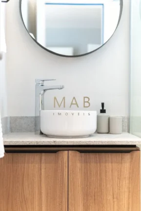 Imagem Apartamento de 2 quartos com suíte e vaga na Cachoeira do Bom Jesus - Florianópolis-SC: oportunidade imperdível!