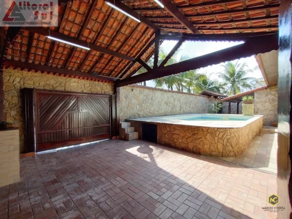 Imagem Imperdível Casa para Locação na Aviação, Praia Grande-SP: 3 Quartos, 3 Suítes, 1 Sala, 5 Banheiros e 5 Vagas de Garagem!