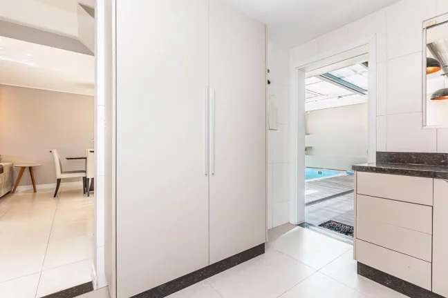 Imagem Sobrado Campo Comprido 3 quartos com piscina coberta e aquecida