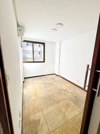 Imagem Apartamento com 3 dormitórios à venda, 140 m² por R$ 850.000 - Praia de Itapoã - Vila Velha/ES
