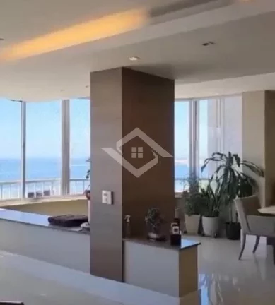 Imagem Lindo Apartamento Reformado com Vista Maravilhosa em Copacabana