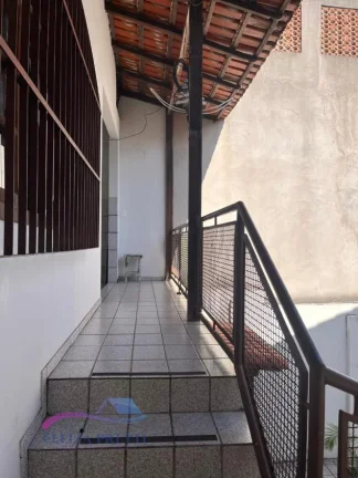 Imagem Excelente residencia bem localizado para venda no bairro do Ibes em Vila Velha com 210m²,o Sobrado possui 5 quartos, 2 banheiros e 2 vagas.