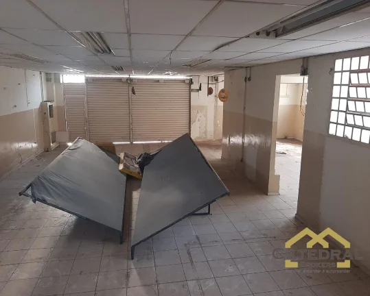 Imagem Prédio Comercial na Vila Arens