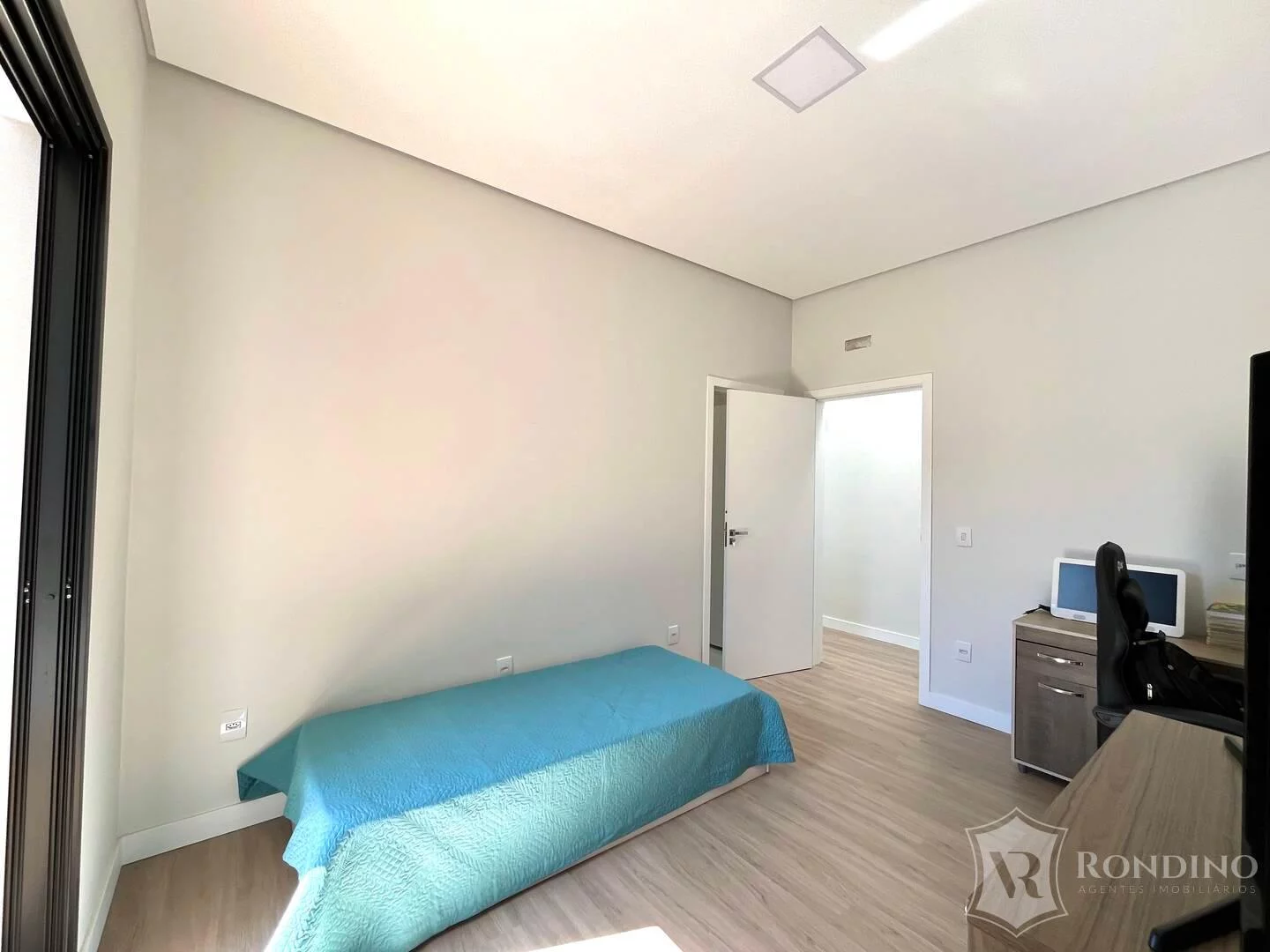 Imagem Casa t?(C)rrea 3 suites e Piscina