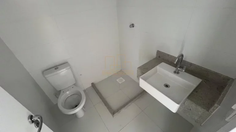 Imagem 3 Quartos no Andar Alto Lazer Completo, 2 Vagas e a 2 Quadras do Mar