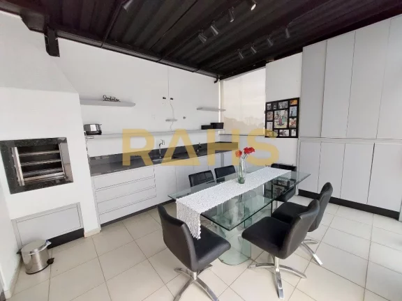 Imagem Cobertura Plana mobiliada, com 125 m² privativos, sendo 2 suítes, sala de estar jantar, cozinha, l...