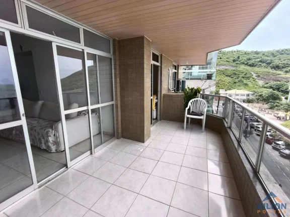 Imagem Apartamento Frente Mar com 3 Quartos à Venda na Praia do Morro - Guarapari/ES
