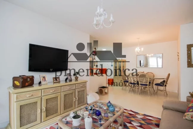 Imagem Apartamento com 78m² no Alto de Pinheiros, 2 quartos (1 suíte) e 2 vagas.