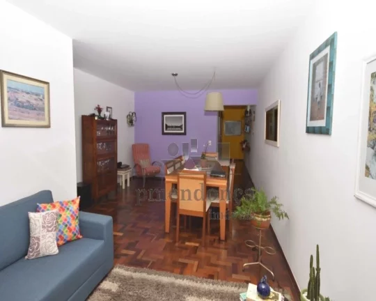 Imagem Apartamento Ensolarado, amplo, e muito conservado...possui sala para dois ambientes, 03 dormitórios...