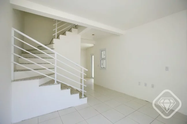 Imagem Casa Nova em Condomínio Fechado com Suíte e Churrasqueira

Brilhante Imóveis apresenta esta excel...