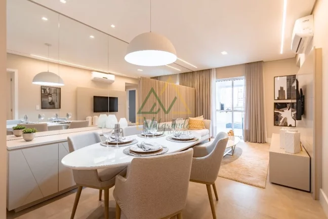 Imagem Apartamento Alto Padrão à venda Centro Curitiba PR