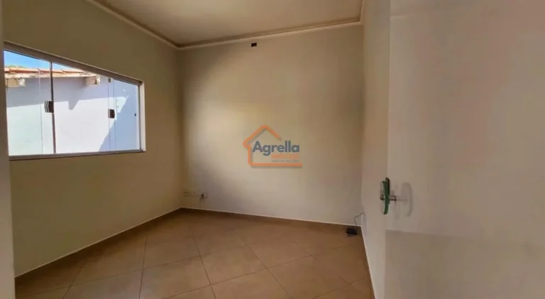 Imagem Casa à venda no bairro Aterrado - Mogi Mirim/SP