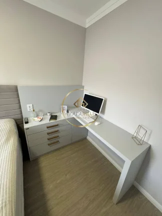 Imagem Casa 3 dormitórios ( 1 suíte), 2 vagas, Condomínio Girassol ll, Sjc.