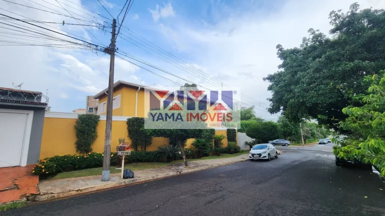 Imagem Casa a venda perto do Ribeirão Shopping em excelente estado de conservação