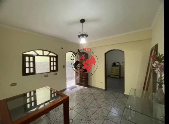 Imagem Sobrado sendo 2 casas , cada uma com 2 dorms ,sala ,coz ,wc ,1 varanda , 2 vagas , ótima localização , B.alves dias ,São bernardo