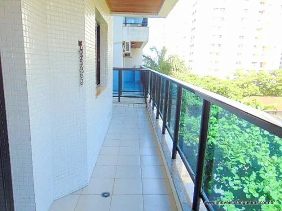 Imagem Pitangueiras - Uma quadra da praia - Flat com lazer - 02 vagas de garagem.