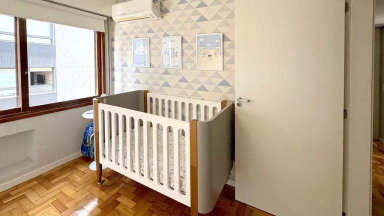 Imagem Fávia Apto CH3837 - Apartamento à venda no bairro Rio Branco - Porto Alegre/RS