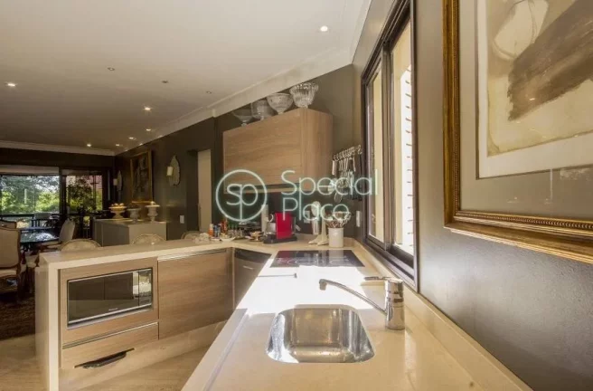Imagem Luxuoso Apartamento de Alto Padrão em região nobre. Fácil acesso transporte coletivo e as margina...