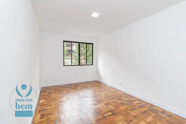 Imagem Apartamento com 3 Quartos, 1 Suíte à venda, 105 m² por R$ 635.000 - Água Verde - Curitiba/PR