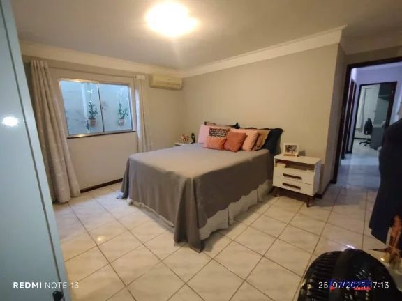 Imagem VENDO CASA REFORMADA NO CONDOMÍNIO ROSE MARY CARVALHO