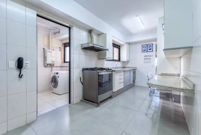 Imagem Imperdível apartamento para locação no Paraíso, São Paulo-SP: 3 quartos, 3 suítes, 5 banheiros, 3 vagas, 145m².