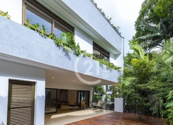 Imagem Casa em condomínio, 4 suítes, 690 m²