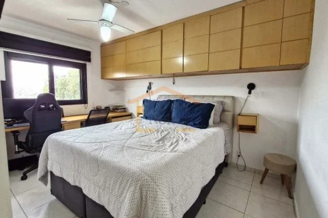 Imagem Apartamento com 3 dormitórios, sendo 3 suítes com closet, ambientes amplos, bem iluminados e venti...