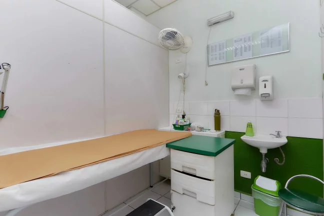 Imagem Prédio comercial mobiliado para investidor com 394,96m2 em Santa Felicidade em Curitiba
