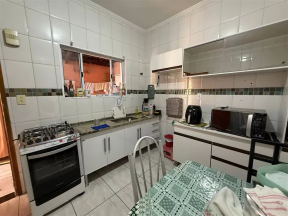 Imagem CASA COM 100 m² - QUIETUDE - PRAIA GRANDE SP