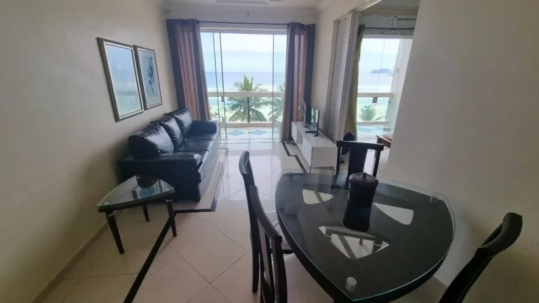 Imagem ÓTIMO APTO FRENTE TOTAL AO MAR NA PRAIA DE PITANGUEIRAS, 1 DORM. 1 VAGA DE GARAGEM.