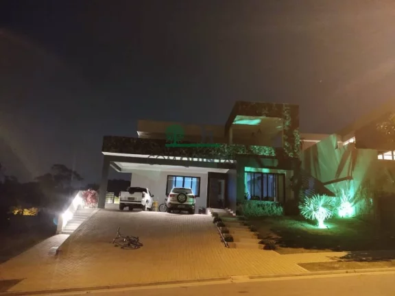 Casa à Venda, 366 m² em Gramado - Cotia