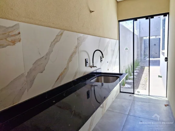 Imagem Casa térrea de alto padrão com 1 suíte máster e 2 suítes na Vila Nascente