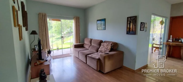 Imagem Casa à venda, 170 m² por R$ 975.000,00 - Vargem Grande - Teresópolis/RJ