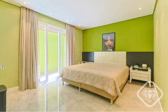 Imagem Casa de luxo no Jardim Isabel
Conforto, elegância e privacidade na rua mais charmosa da Zona Sul

V...