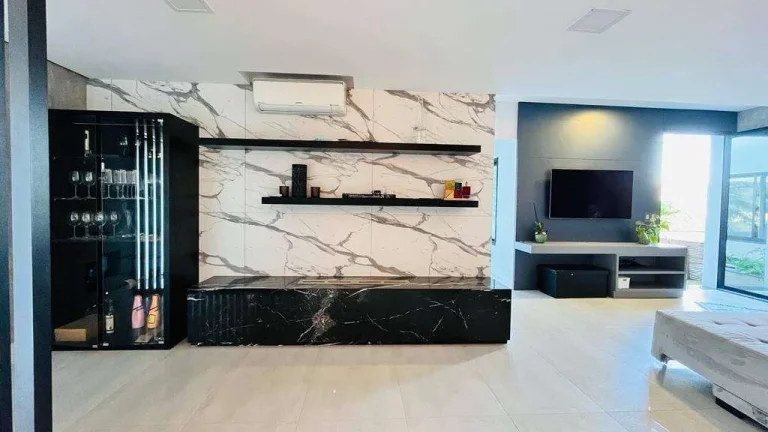 Imagem Casa à Venda, 300m2, 4 Dormitórios (2 suites), 2 Vagas,Trindade, Florianópolis/SC