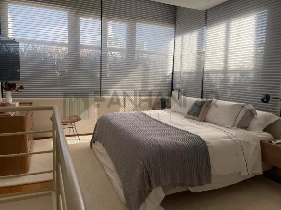 Imagem Venha se encantar com esta incrível cobertura/loft moderna, localizada em um dos bairros mais nobres de São Paulo, no Jardins! Com um design sofisti