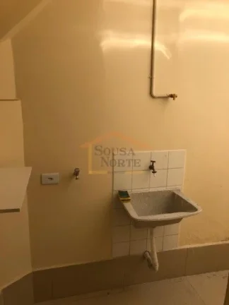 Imagem Casa Térrea, 35m², dispõe 1 dormitório, sala, cozinha com gabinete de pia, banheiro, sem vaga de...