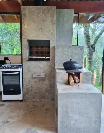 Imagem Entrou, Viveu: A Praticidade de uma Casa Pronta na Mantiqueira