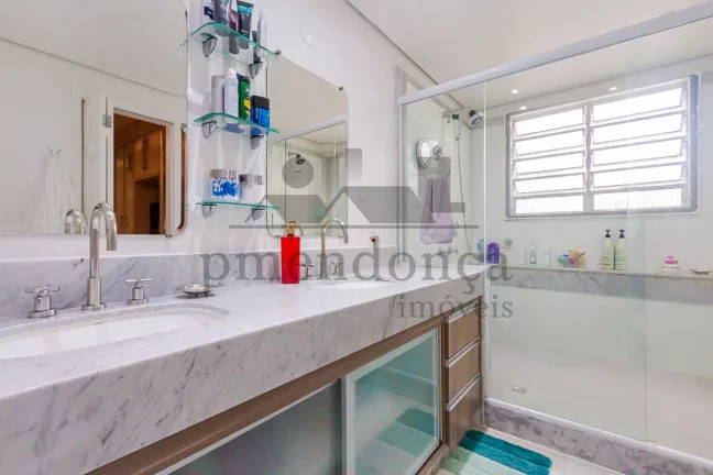 Imagem Apartamento na rua Dr Albuquerque Lins com 3 quartos e 1 vaga, 152m²