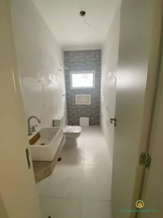 Imagem Casa nova, clean, 4 dormitorios, suítes com piscina em condomínio