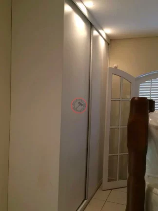 Imagem CASA COM 2 DORMITÓRIOS, SENDO 1 SUÍTE, DENTRO DE UM RESIDENCIAL COM PISCINA, PARA LOCAÇÃO ANUAL EM BOISSUCANGA