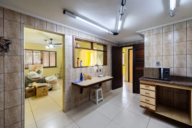 Imagem Casa Padrão para venda comercial no bairro do Macuco em Santos