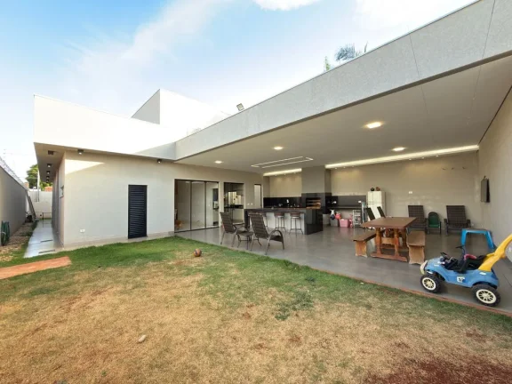 Imagem VENDE-SE CASA MODERNA, COMPLETA E COM ENERGIA SOLAR