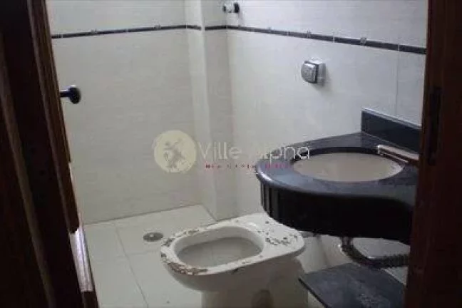 Imagem Casa Sobreposta Alta nova a venda na ponta da praia em Santos