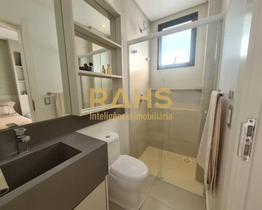 Imagem Lindo Apartamento Mobiliado no Bairro Atiradores Apartamento com 122m², 3 suítes, lavabo, sacada c...