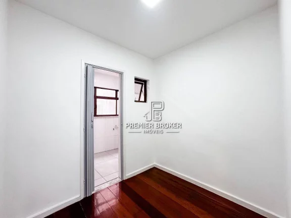 Imagem Apartamento com 3 dormitórios à venda, 119 m² por R$ 700.000,00 - Várzea - Teresópolis/RJ