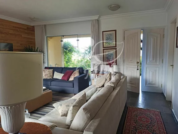 Imagem Linda Casa com Piscina