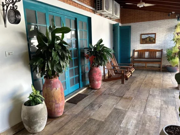 Imagem Linda e Diferenciada Casa no Jardim Botânico em São Pedro - SP