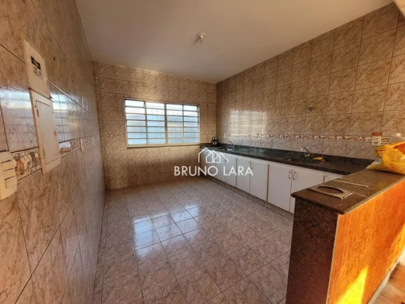 Imagem Apartamento para alugar, 252 m² por R$ 2.576,00/mês - Miriti - Igarapé/MG