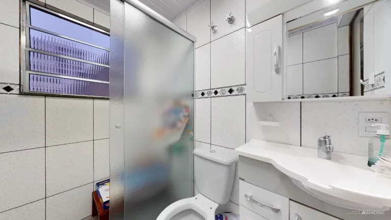 Imagem Sobrado Ipiranga - 220 m² - 3 Dormitórios - 1 Suíte - 2 Vagas